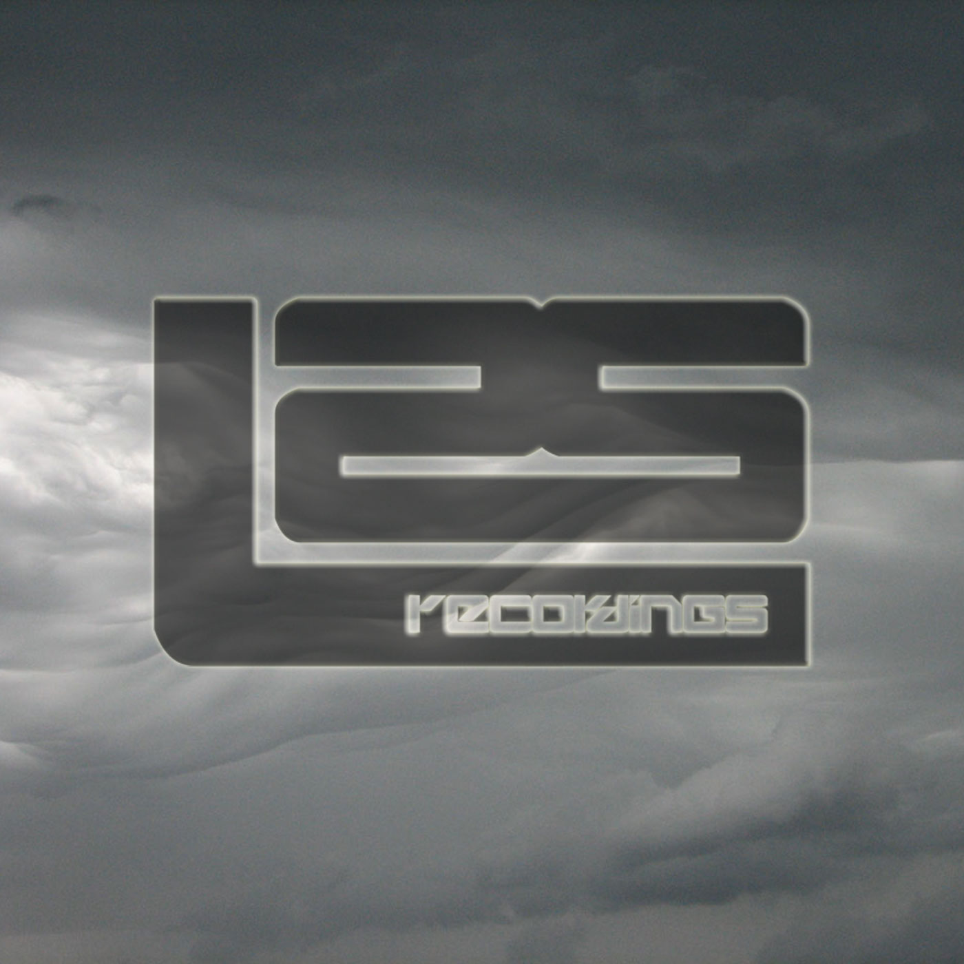 L2S079: Ollie Macfarlane - Grey Skies